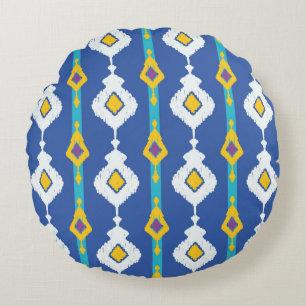 Ikat seamless pattern round cushion