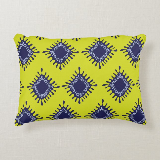 Ikat Tribal: Stylish Modern Pattern. Decorative Cushion (Front)