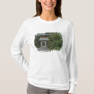 Illuminated stone lantern in Japanese Garden T-Shirt