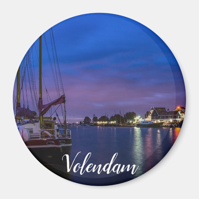 Illuminated Volendam harbour at night Magnet (Front)