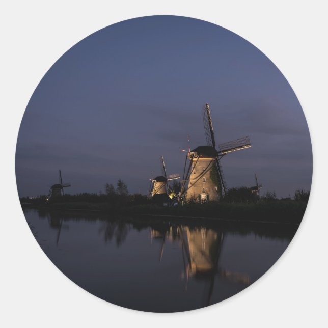 Illuminated windmill at Blue Hour round sticker (Front)