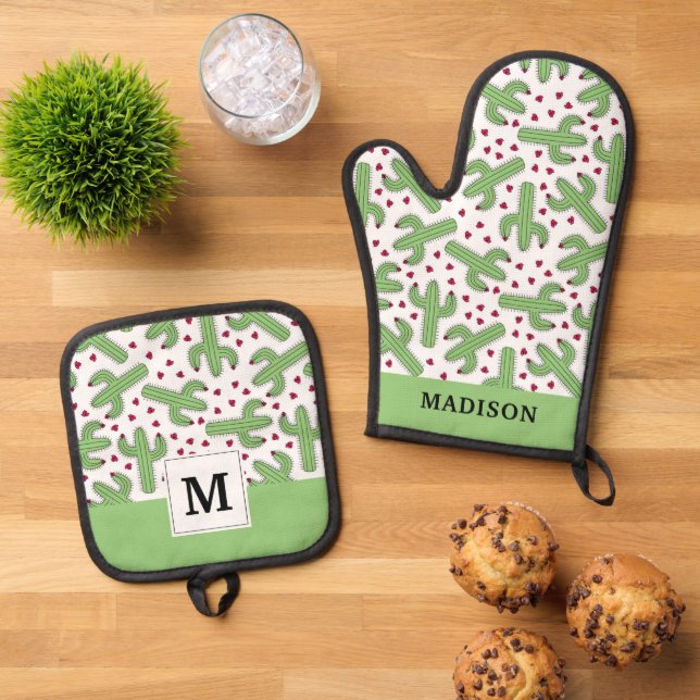 Illustrated Cactus & Pink Flowers Pattern Oven Mitt & Pot Holder Set (Top Down)