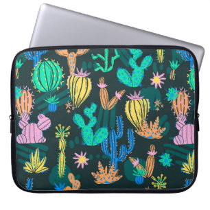 illustration of hand drawn cactus. Seamless patter Laptop Sleeve