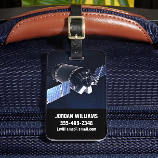 Illustration Of The Dragon Xl Spacecraft. Luggage Tag (Front Insitu 2)
