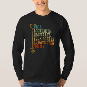 I'm A Locksmith Locksmithing Lock Picking Keyhole  T-Shirt