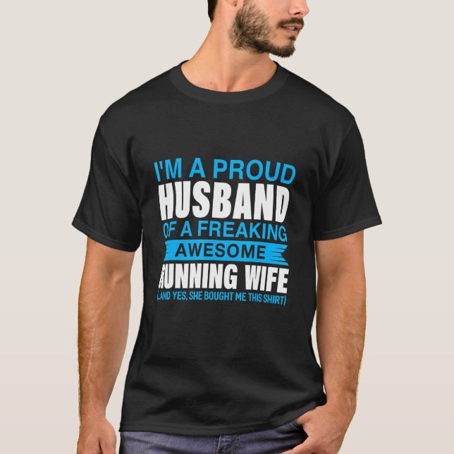 I'm A Proud Runner Of A Freaking Awesome Running W T-Shirt (Front)