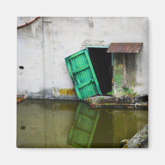 🧲 Imam "Fallen Door" Magnet