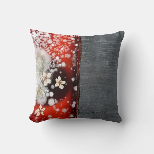 Immortality 2 cushion (Front)