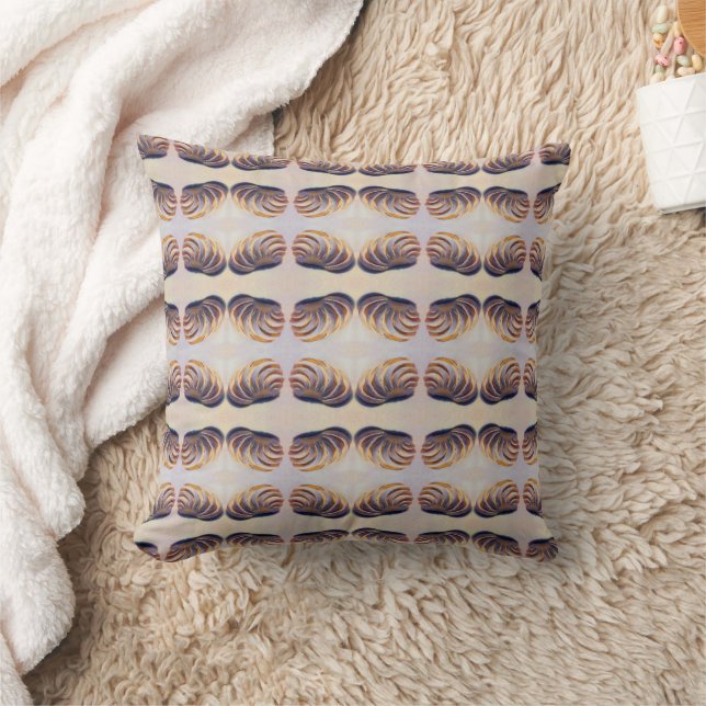 Imperial Venus Shell Pattern Cushion (Blanket)
