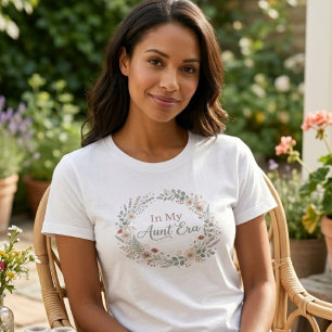 In My Aunt Era Floral Wreath Sister Reveal Gift T-Shirt
