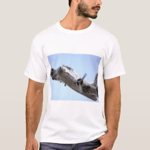 In On A Run -B17 Flying Fortress T-Shirt