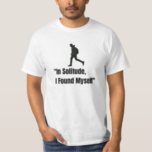 In Solitude, I Found Myself – Minimalist Quote Des T-Shirt