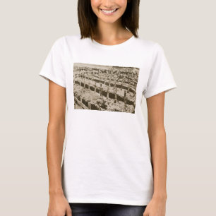 In the West nothing New: A German cemetery in Fran T-Shirt
