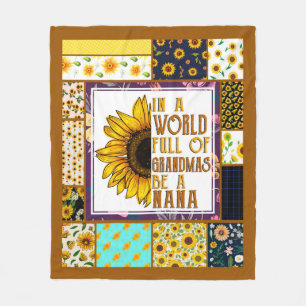 "In World Full Of Grandmas Be A Nana Blanket