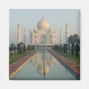 INDIA, Uttar Pradesh, Agra: Taj Mahal, Morning Magnet