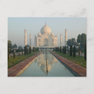 INDIA, Uttar Pradesh, Agra: Taj Mahal, Morning Postcard