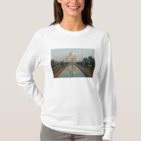 INDIA, Uttar Pradesh, Agra: Taj Mahal, Morning