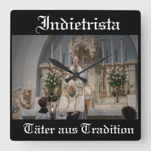 Indietrista - Täter aus Tradition Square Wall Clock