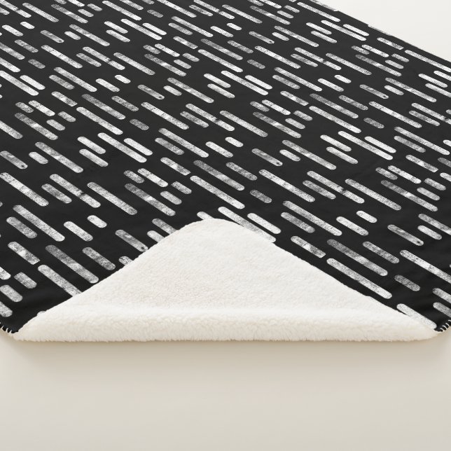 Inky Rounded Lines Pattern | White on Black Sherpa Blanket (3/4)