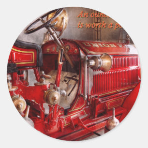 Inspiration - Truck - Waiting for a call Classic Round Sticker