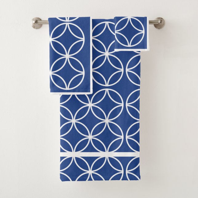 Interlocked circles petals diamonds blue and white bath towel set (Insitu)