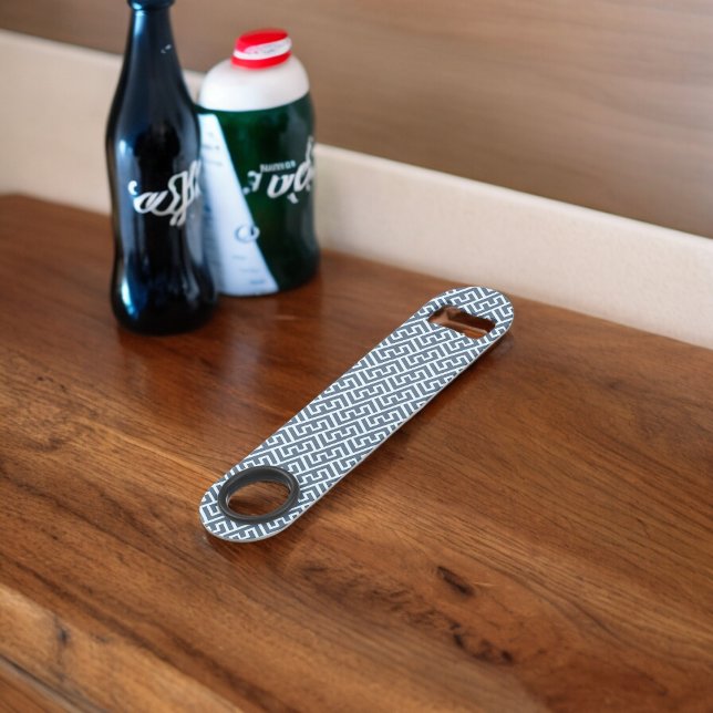 Intersecting E Alphabet Pattern (Bottle Openers)