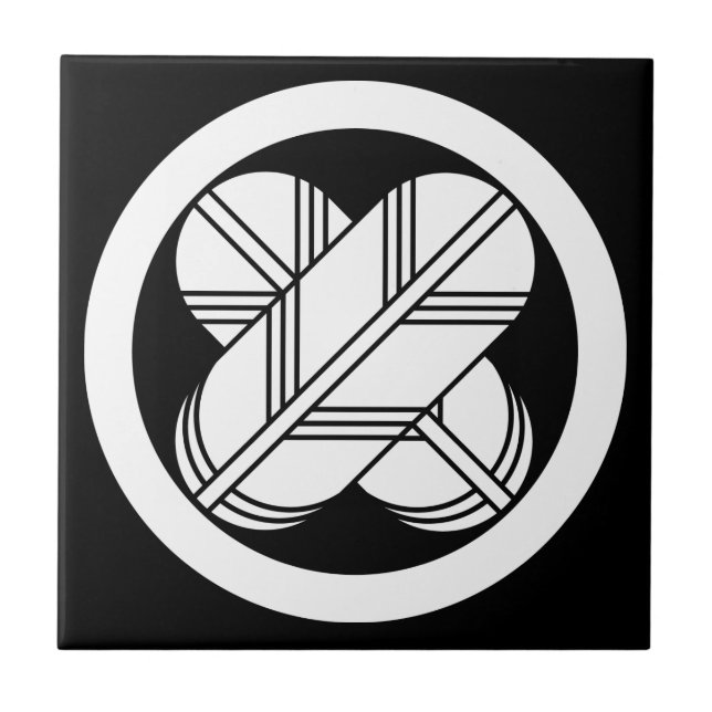 Intersecting hawk feathers in circle tile (Front)