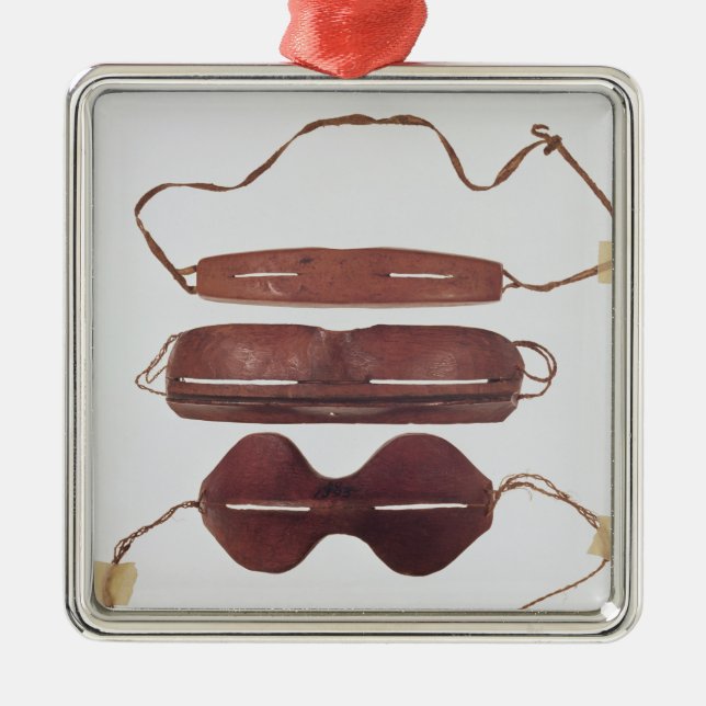 Inuit sun/snow 'glasses' metal ornament (Front)