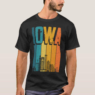 Iowa City USA Retro Vintage Sunset Skyline Iowa T-Shirt