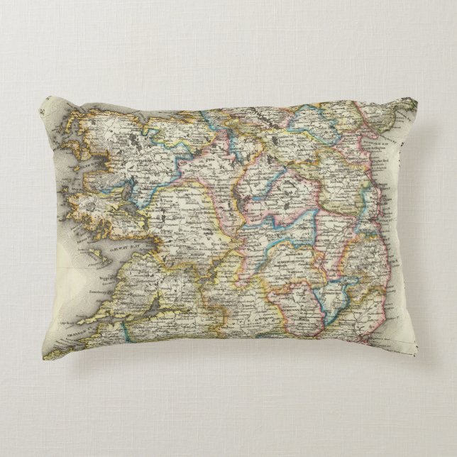 Ireland 13 decorative cushion (Front)