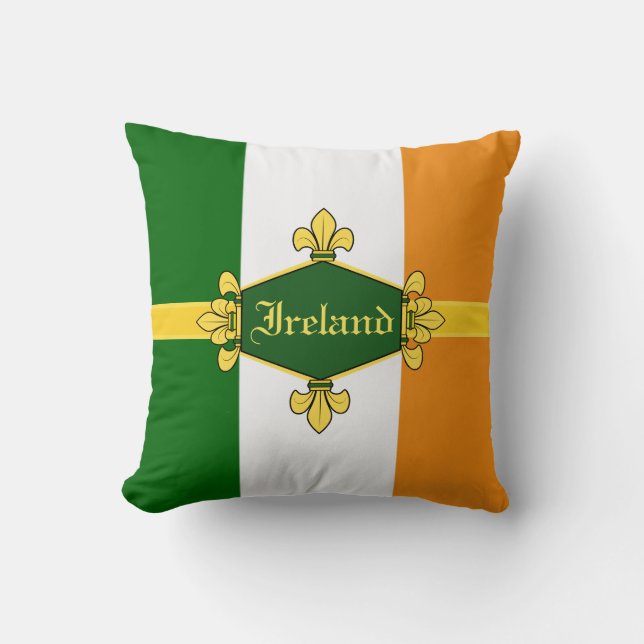 Ireland green shamrocks, Customise with name 11c Cushion (Front)