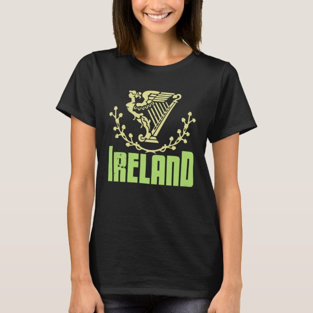 Ireland USA America Irish Gaelic American T-Shirt (Front)