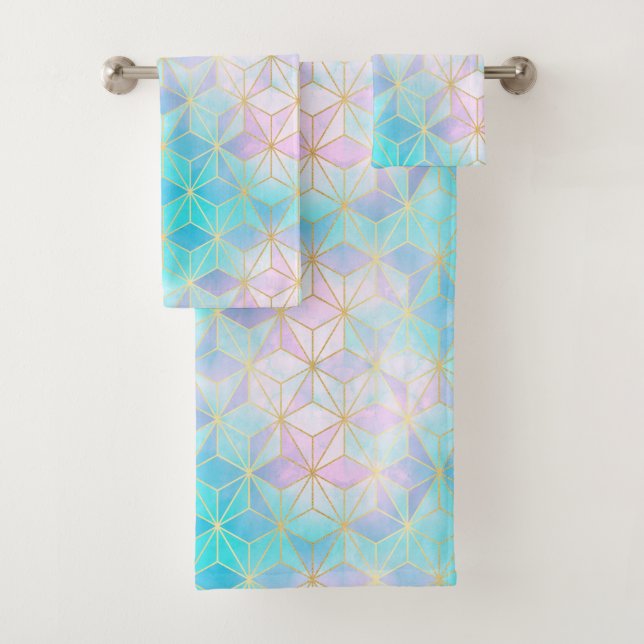 Iridescent Glass Geometric Pattern Bath Towel Set (Insitu)