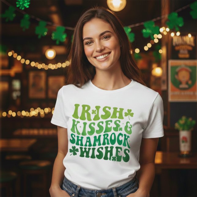 Irish Kisses & Shamrock Wishes Retro St Pats Day T-Shirt (Irish Kisses & Shamrock Wishes Retro T-Shirt)