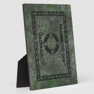 Irish Knot Designs Plaque