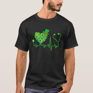 Irish Nurse Stethoscope Heartbeat Shamrock St Patr T-Shirt