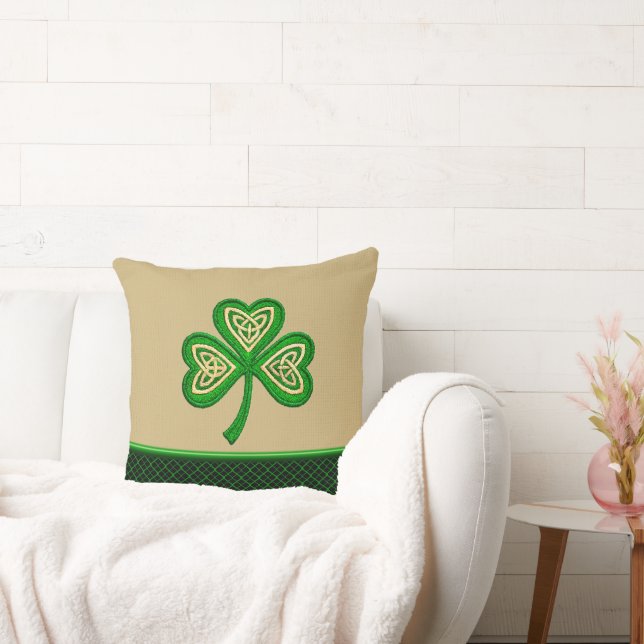 Irish Shamrock Celtic Knots St Patrick Cushion (Couch)