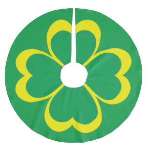 Irish shamrock cross for Saint Patrick’s Day Brushed Polyester Tree Skirt