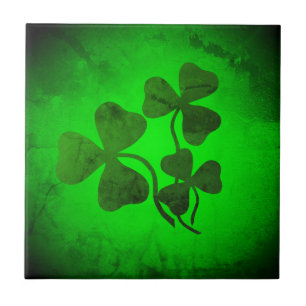 Irish shamrock/green clover, Ireland green glow Ceramic Tile