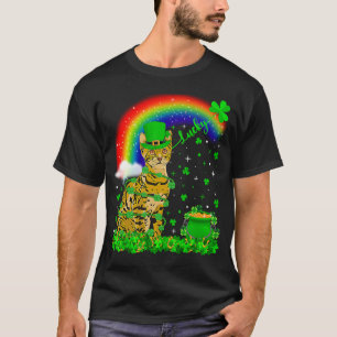 Irish Shamrock Rainbow Lucky Bengal Cat St Patrick T-Shirt