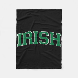 Irish Vintage St. Patrick's Day Tee Green Retro De Fleece Blanket