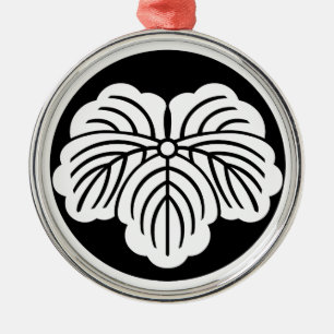 Ishimochinuki tsuta metal tree decoration