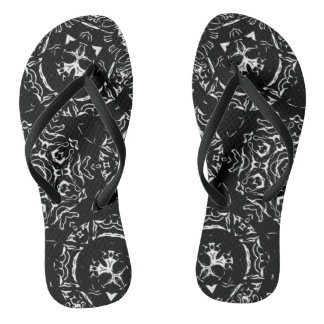 Isla De La Muerte - Skull Bandanna Print Thongs