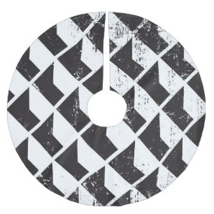Isometric Grunge: Black and White Brushed Polyester Tree Skirt