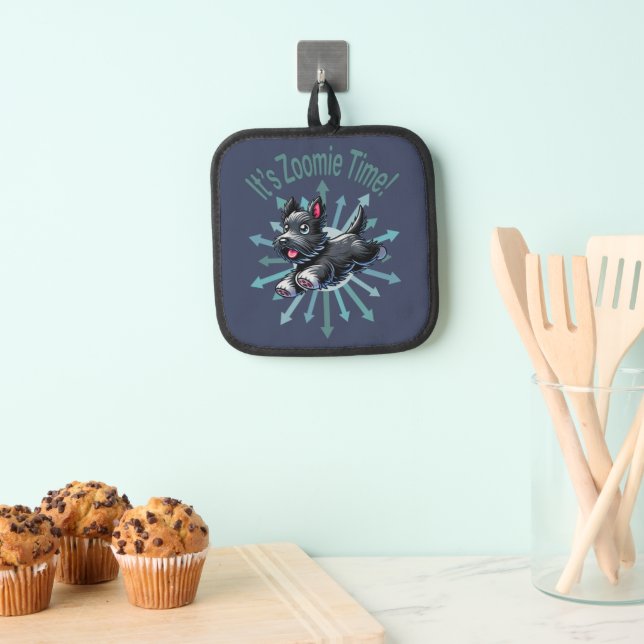 It’s Zoomie Time Scottish Terrier Pot Holder (Insitu(Hanging))