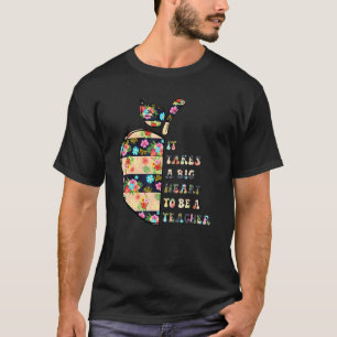 It Takes A Big Heart ToBe A Teacher Leopard Apple T-Shirt
