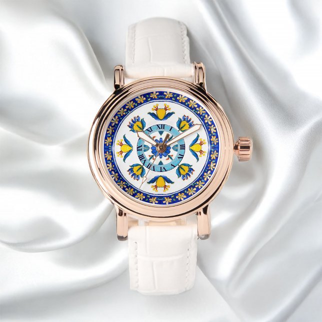 Italian Deruta Decorative Circular Floral Pattern Watch (Elegant Vintage Lovely Italian Deruta Watercolor Floral Pattern)