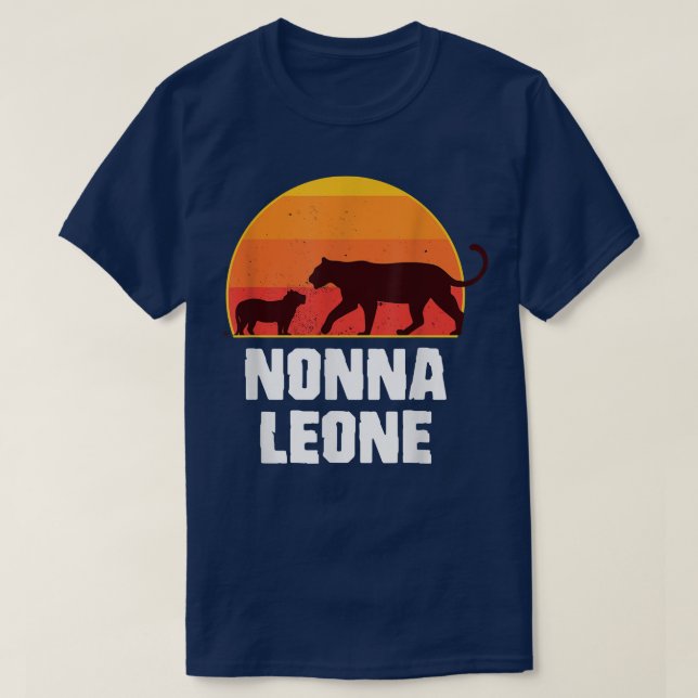 Italian Lion Grandma  Mother's Day  Nonna Leone  T-Shirt (Design Front)