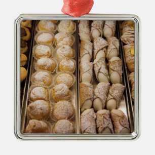 Italian pastries metal tree decoration