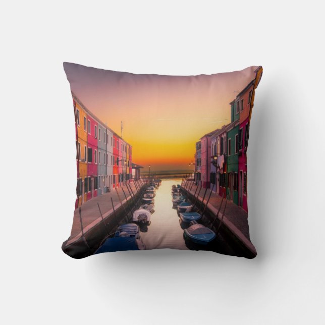 Italy Cityscape    Cushion (Front)